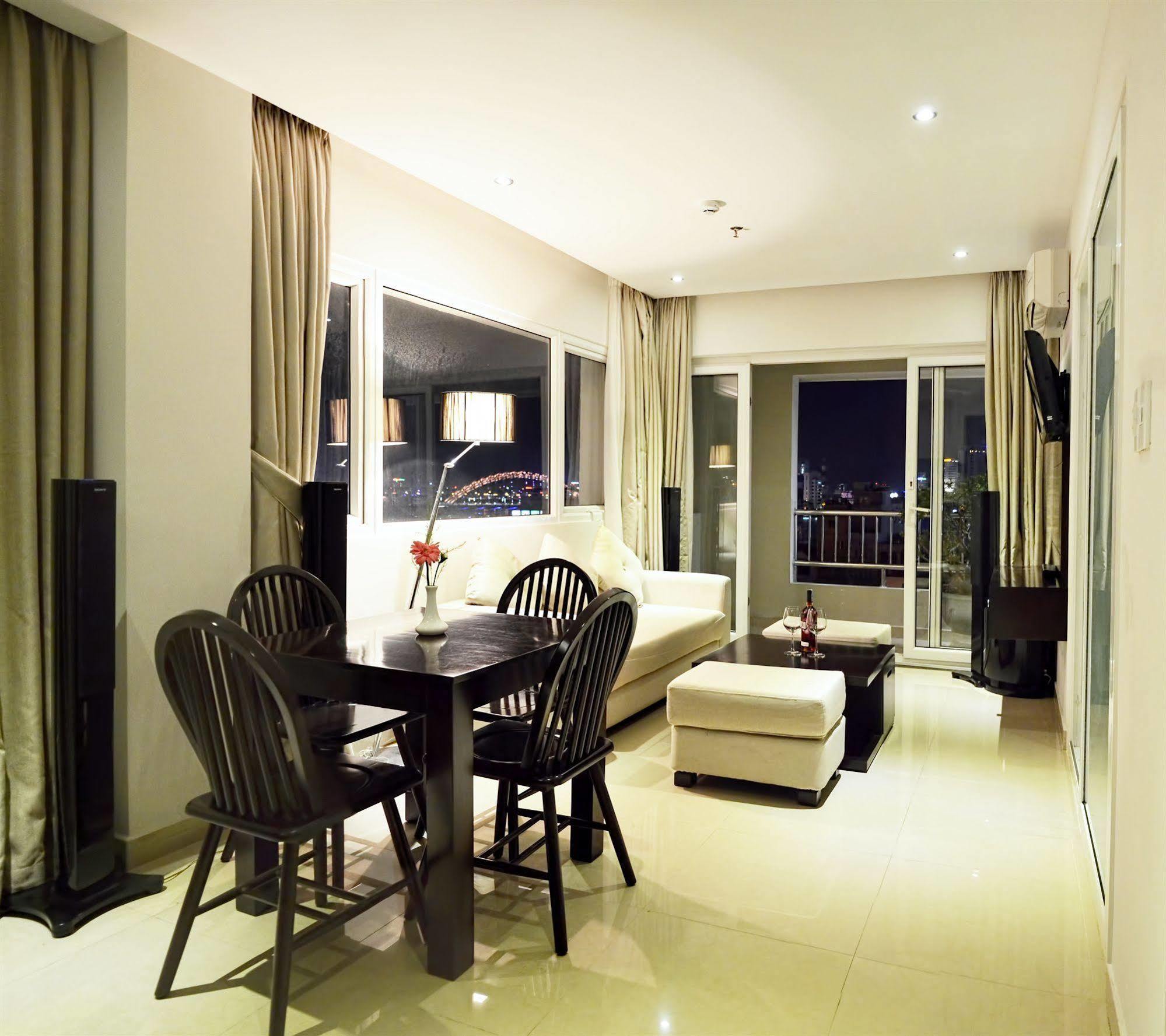 D&C Hotel Da Nang Zewnętrze zdjęcie