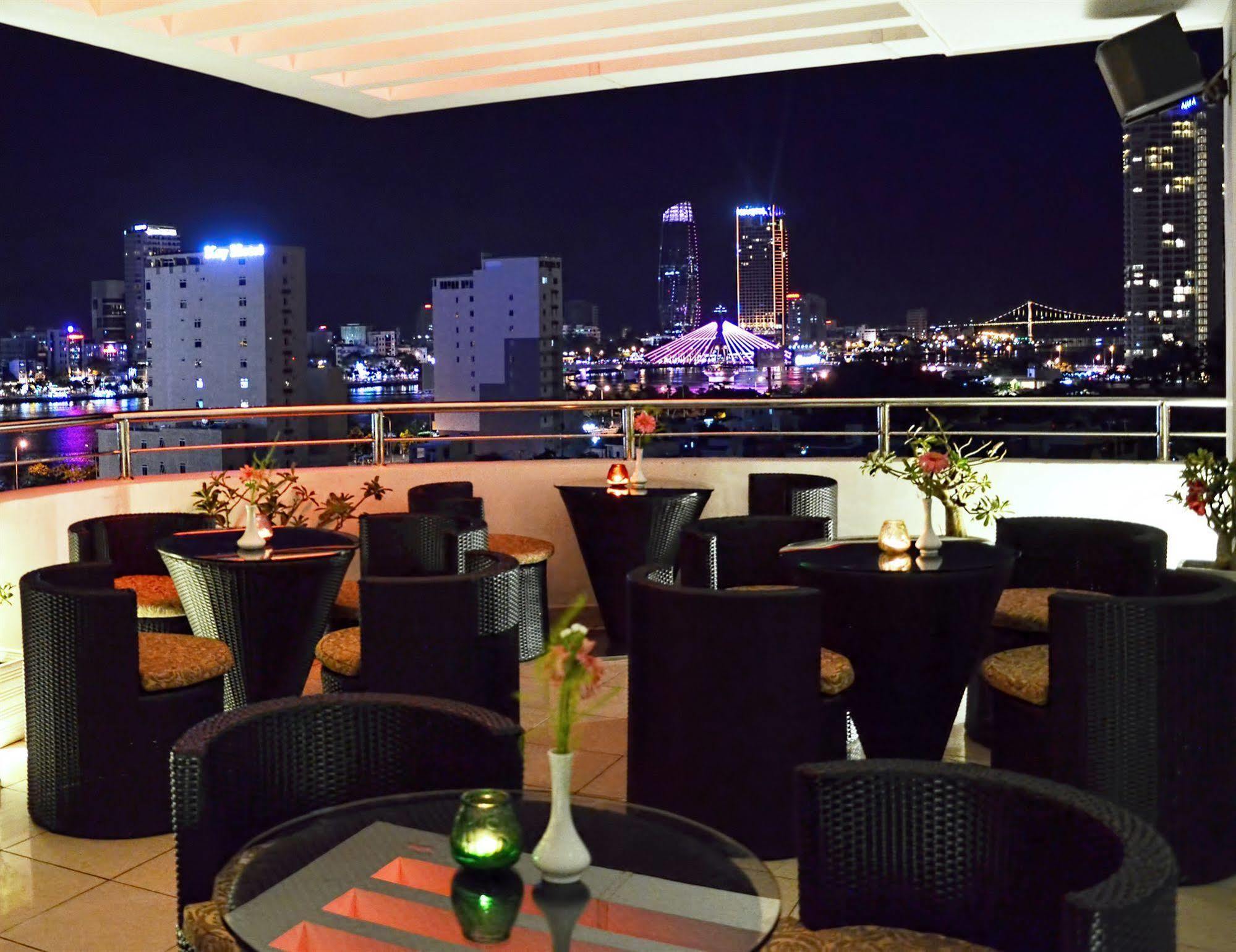 D&C Hotel Da Nang Zewnętrze zdjęcie