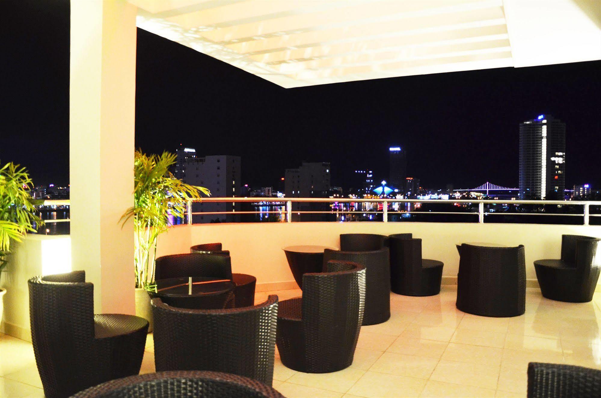 D&C Hotel Da Nang Zewnętrze zdjęcie