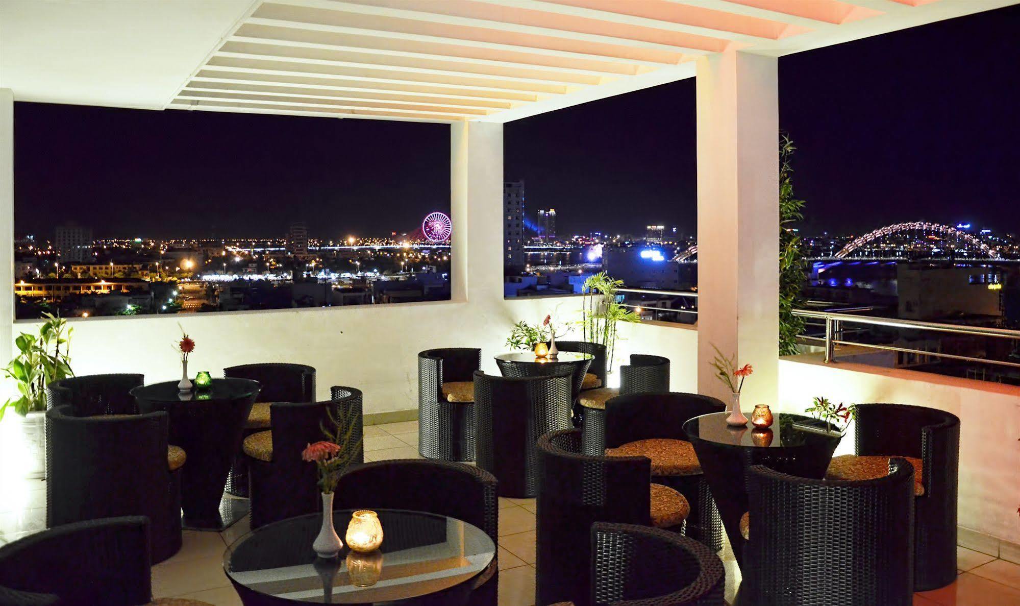 D&C Hotel Da Nang Zewnętrze zdjęcie